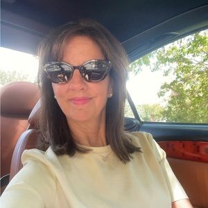 Meet your Posher, Meredith